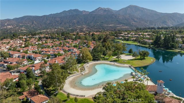 19 Hemlock, Rancho Santa Margarita, CA 92688