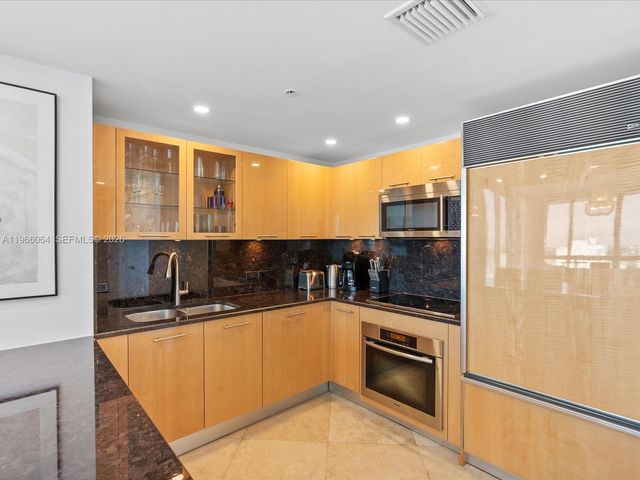 6899 Collins Avenue 1704, Miami Beach, FL 33141