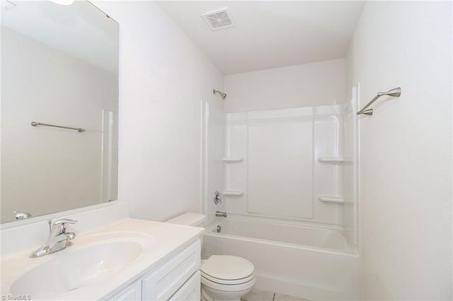 4215 Kendall Farms Way, Winston-salem, NC 27107