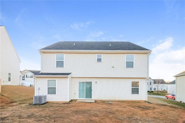 4215 Kendall Farms Way, Winston-salem, NC 27107