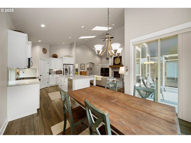 1229 Ne SUNRISE St, Prineville, OR 97754