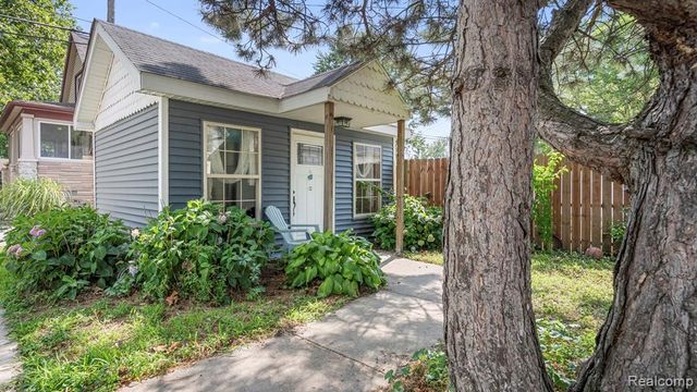 505 Vinewood Street, Wyandotte, MI 48192