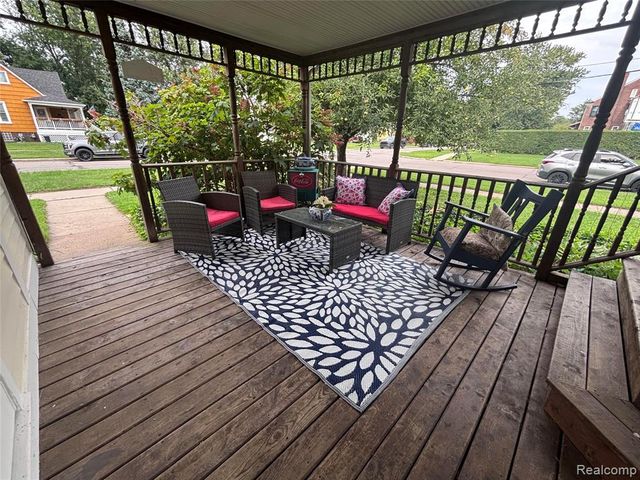 505 Vinewood Street, Wyandotte, MI 48192