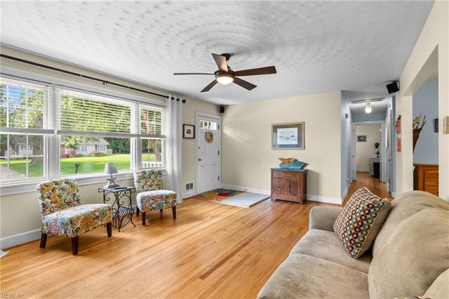 114 Bobby Jones DR, Portsmouth, VA 23701