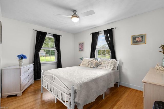114 Bobby Jones DR, Portsmouth, VA 23701