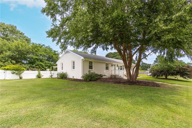 114 Bobby Jones DR, Portsmouth, VA 23701