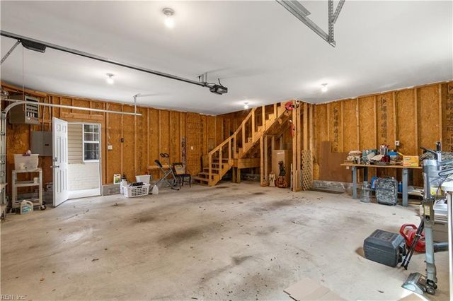 114 Bobby Jones DR, Portsmouth, VA 23701