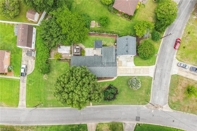 114 Bobby Jones DR, Portsmouth, VA 23701