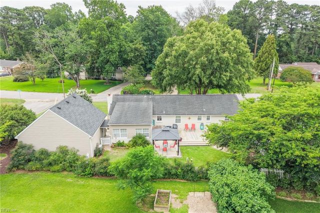 114 Bobby Jones DR, Portsmouth, VA 23701