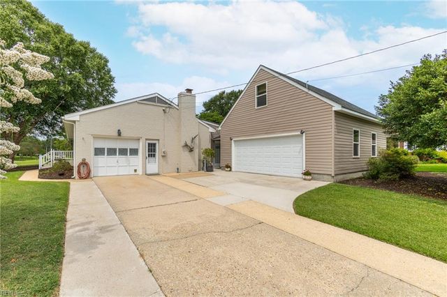 114 Bobby Jones DR, Portsmouth, VA 23701