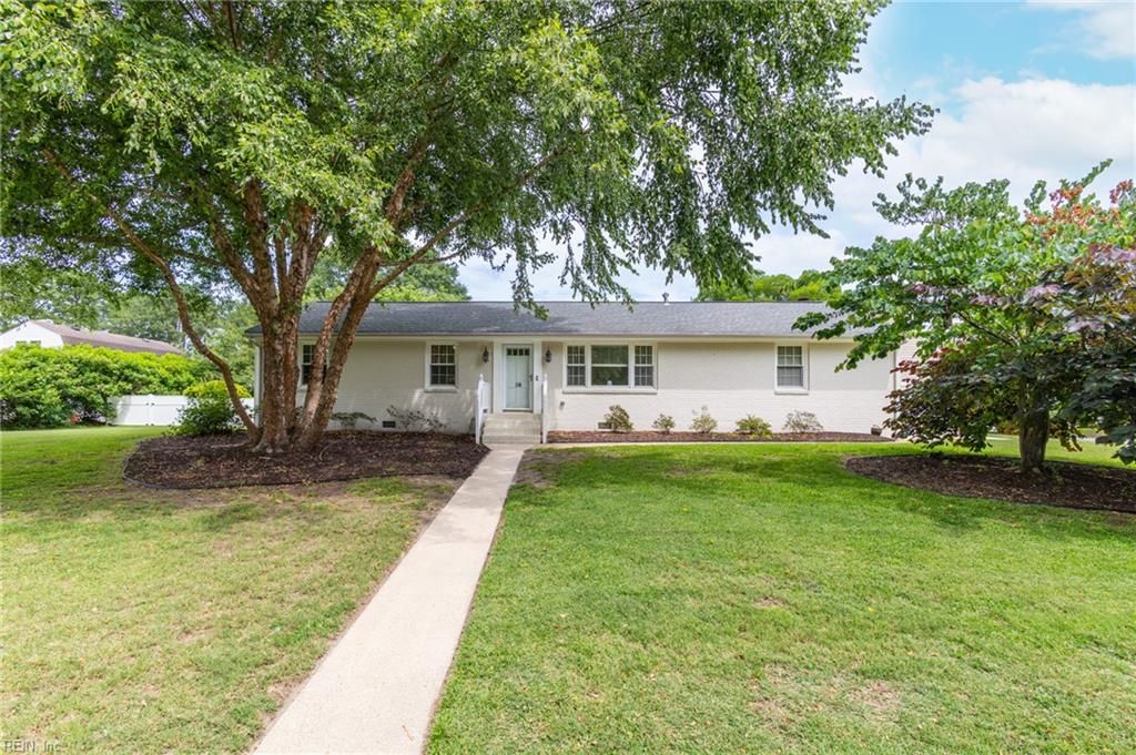 114 Bobby Jones DR, Portsmouth, VA 23701