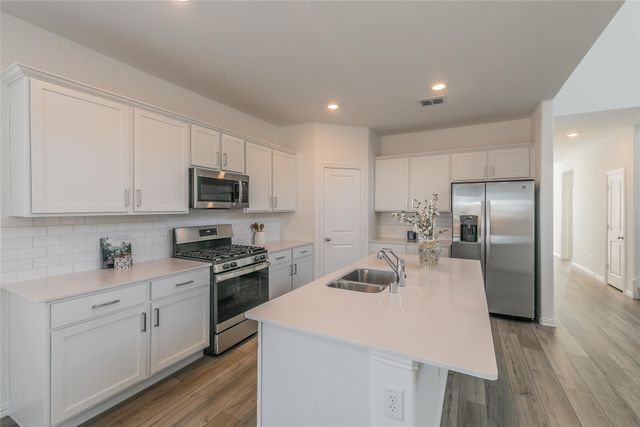 1275 Western Yarrow Avenue, Justin, TX 76247