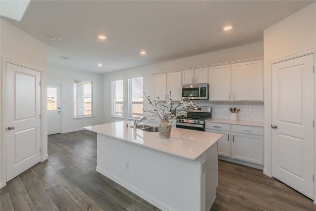 1275 Western Yarrow Avenue, Justin, TX 76247