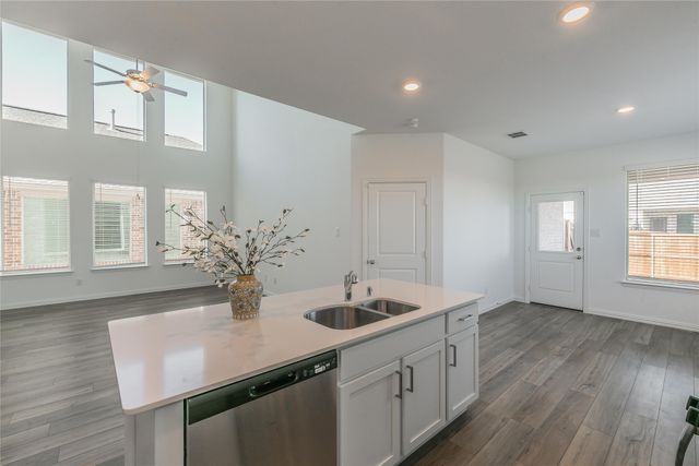 1275 Western Yarrow Avenue, Justin, TX 76247