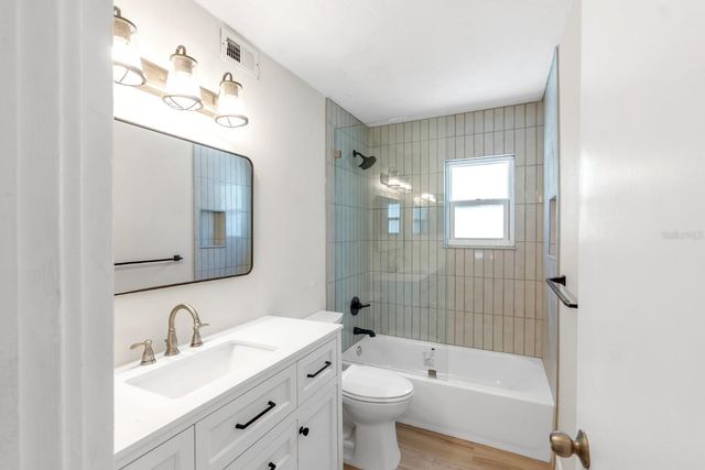 3835 ALMERIA COURT C1, Sarasota, FL 34239