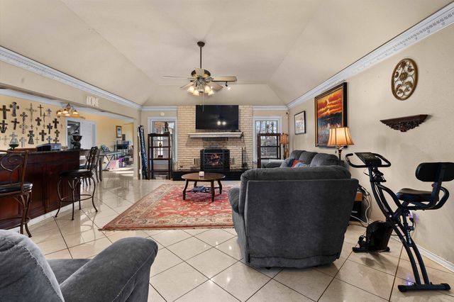 1816 Northwood Court, Longview, TX 75605