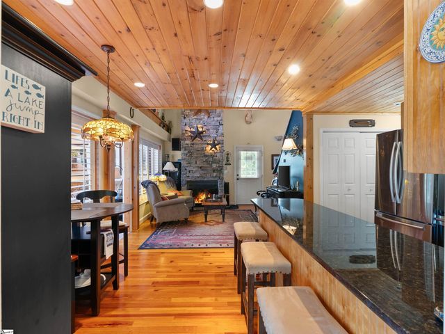 339 Jumping Branch Road, Tamassee, SC 29686