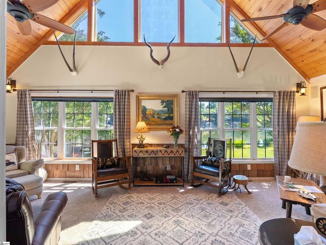 339 Jumping Branch Road, Tamassee, SC 29686