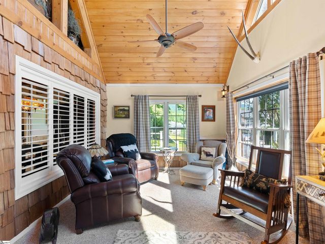 339 Jumping Branch Road, Tamassee, SC 29686