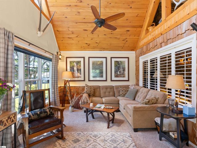 339 Jumping Branch Road, Tamassee, SC 29686