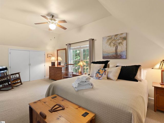 339 Jumping Branch Road, Tamassee, SC 29686