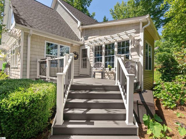 339 Jumping Branch Road, Tamassee, SC 29686