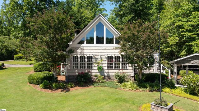 339 Jumping Branch Road, Tamassee, SC 29686