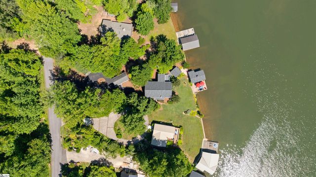 339 Jumping Branch Road, Tamassee, SC 29686
