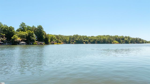 339 Jumping Branch Road, Tamassee, SC 29686