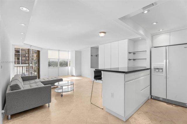 1901 Brickell Avenue B407, Miami, FL 33129