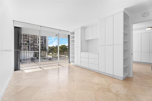 1901 Brickell Avenue B407, Miami, FL 33129