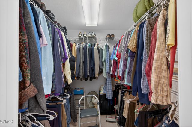 1906 Canyon Road, Sevierville, TN 37862