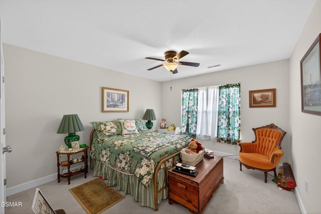 1906 Canyon Road, Sevierville, TN 37862