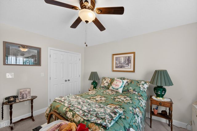 1906 Canyon Road, Sevierville, TN 37862