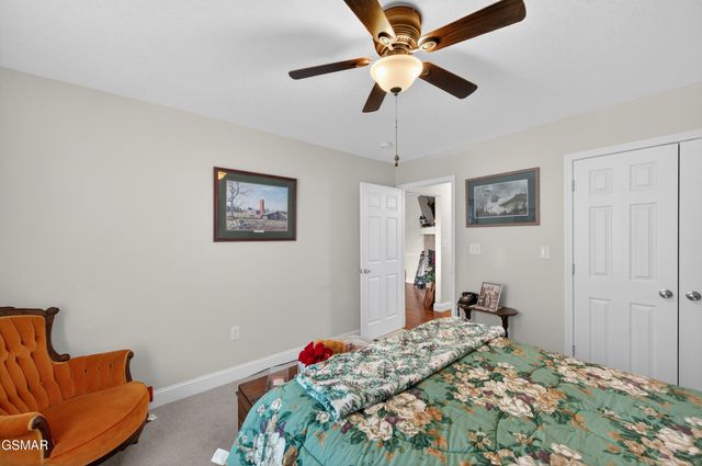 1906 Canyon Road, Sevierville, TN 37862