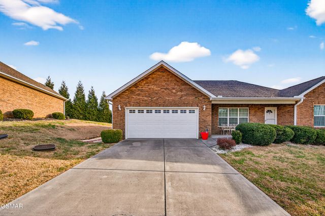 1906 Canyon Road, Sevierville, TN 37862