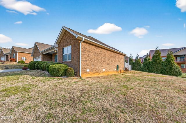 1906 Canyon Road, Sevierville, TN 37862