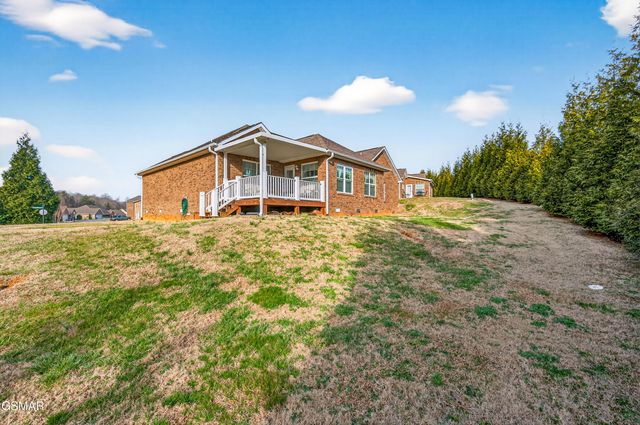 1906 Canyon Road, Sevierville, TN 37862