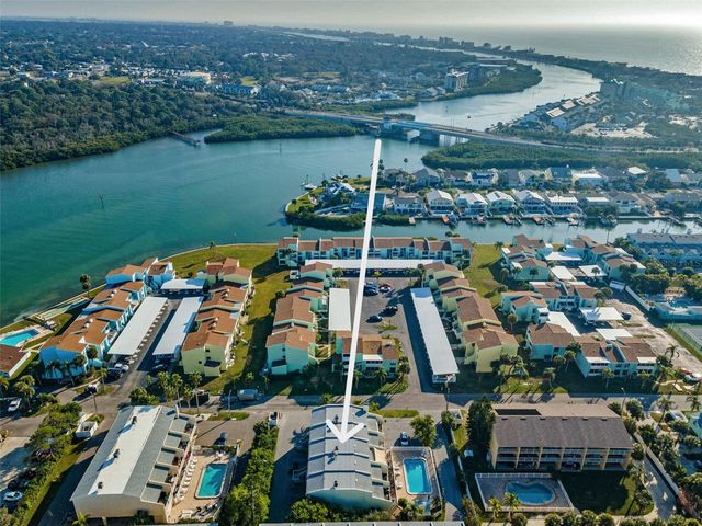 318 WINDRUSH BOULEVARD 10, Indian Rocks Beach, FL 33785