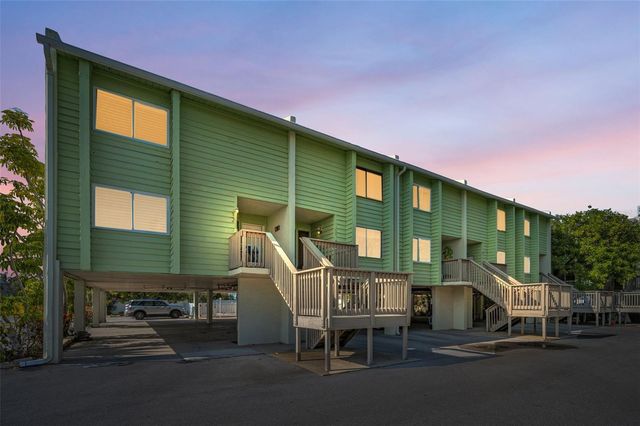 318 WINDRUSH BOULEVARD 10, Indian Rocks Beach, FL 33785