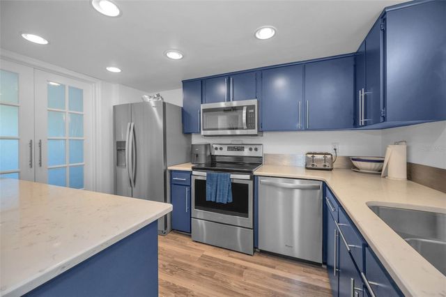 318 WINDRUSH BOULEVARD 10, Indian Rocks Beach, FL 33785