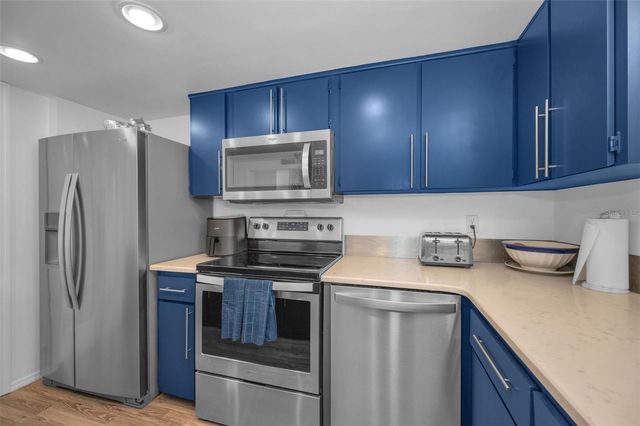 318 WINDRUSH BOULEVARD 10, Indian Rocks Beach, FL 33785