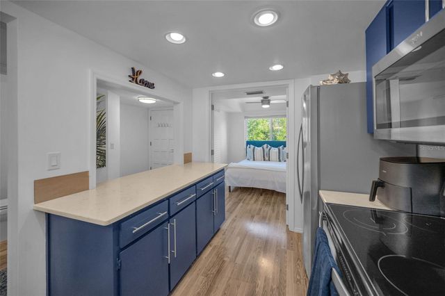 318 WINDRUSH BOULEVARD 10, Indian Rocks Beach, FL 33785