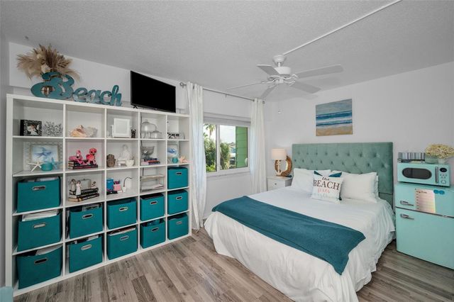 318 WINDRUSH BOULEVARD 10, Indian Rocks Beach, FL 33785