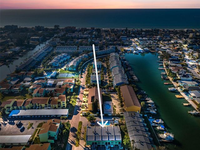 318 WINDRUSH BOULEVARD 10, Indian Rocks Beach, FL 33785