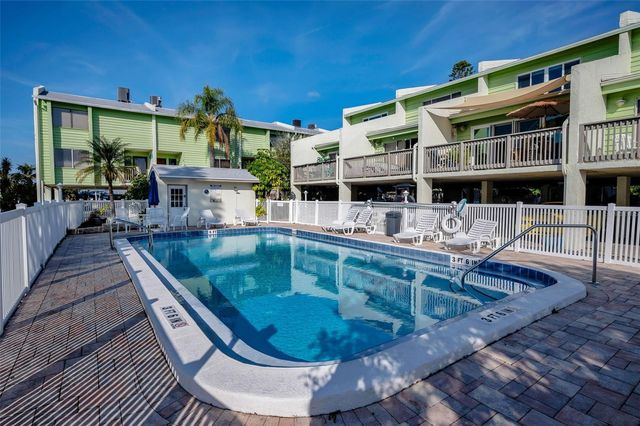 318 WINDRUSH BOULEVARD 10, Indian Rocks Beach, FL 33785