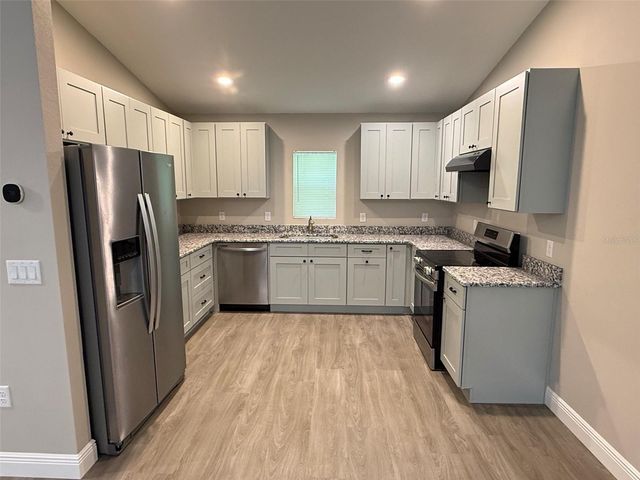 2108 SOUTH STREET, Leesburg, FL 34748