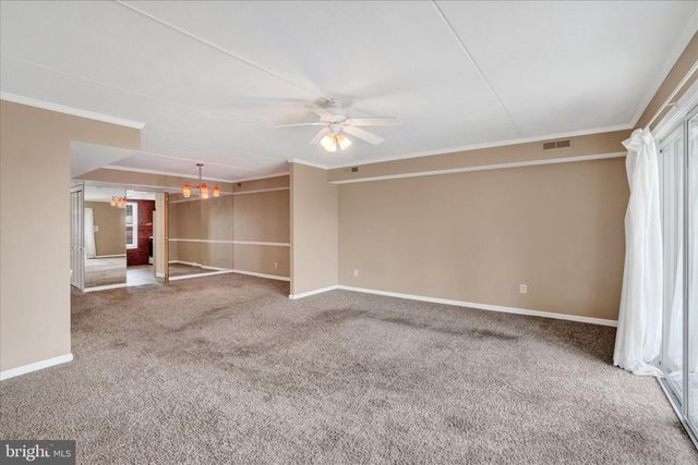 1000 COUNTRY CLUB RD, York, PA 17403