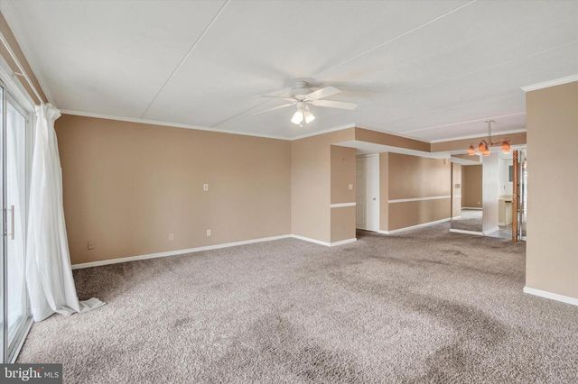 1000 COUNTRY CLUB RD, York, PA 17403