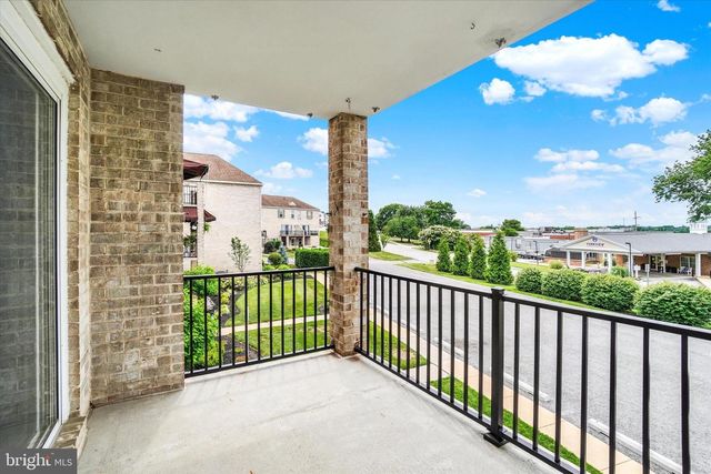 1000 COUNTRY CLUB RD, York, PA 17403